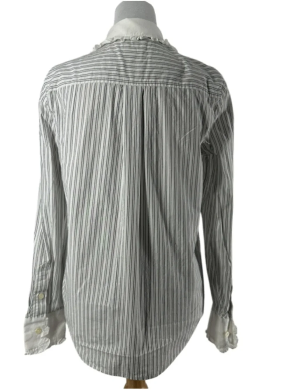 Kate Spade button front Ruffle Striped Embroidered Shirt preppy soft girl sz sm